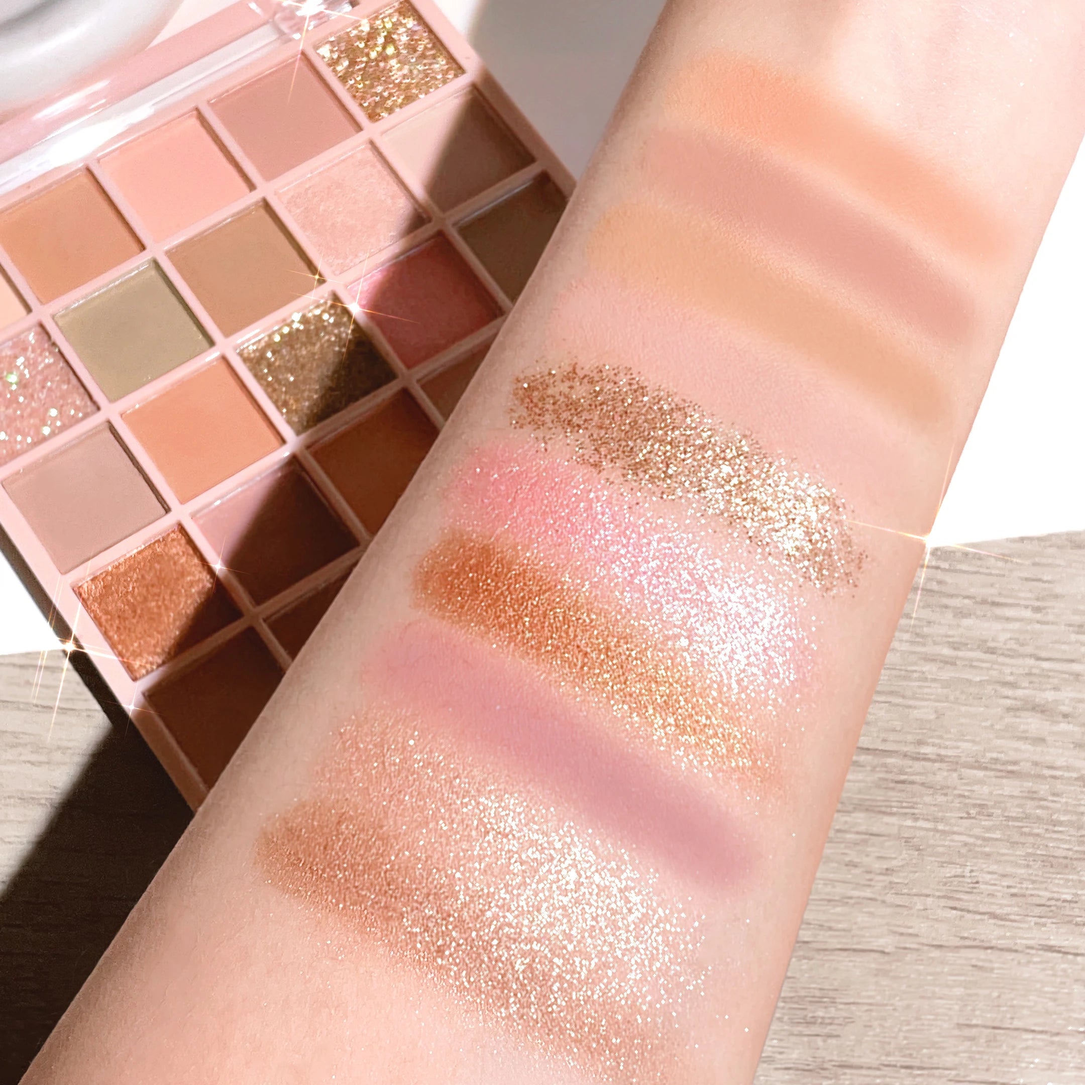 Color eye shadow tray